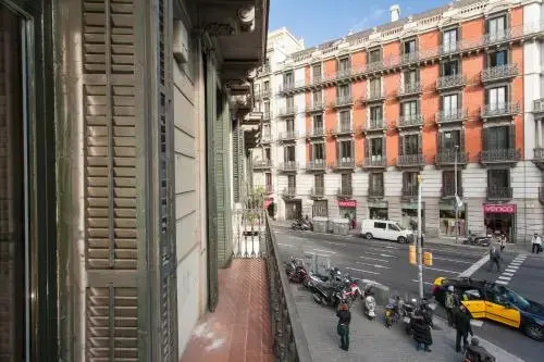 Key Plaza Cataluña Bliss