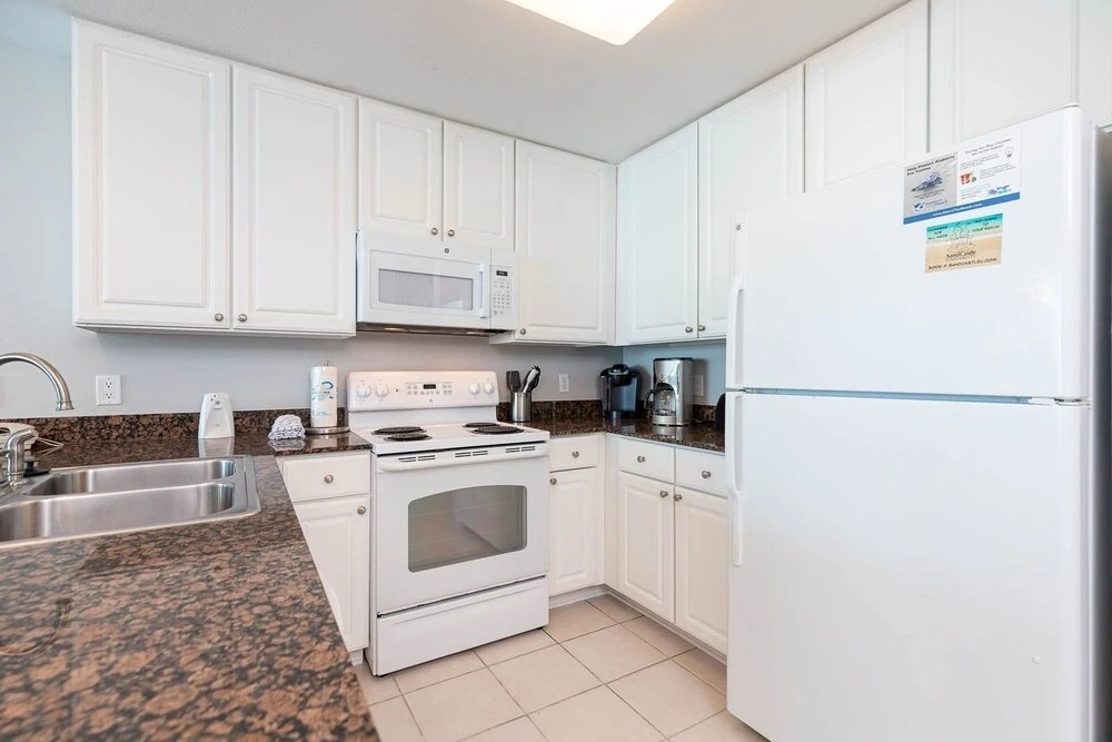 Lighthouse 711 2 Bedroom Condo, Gulf Shores