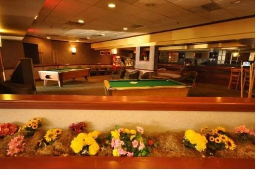 The Moraine Inn Suites & Conference Center