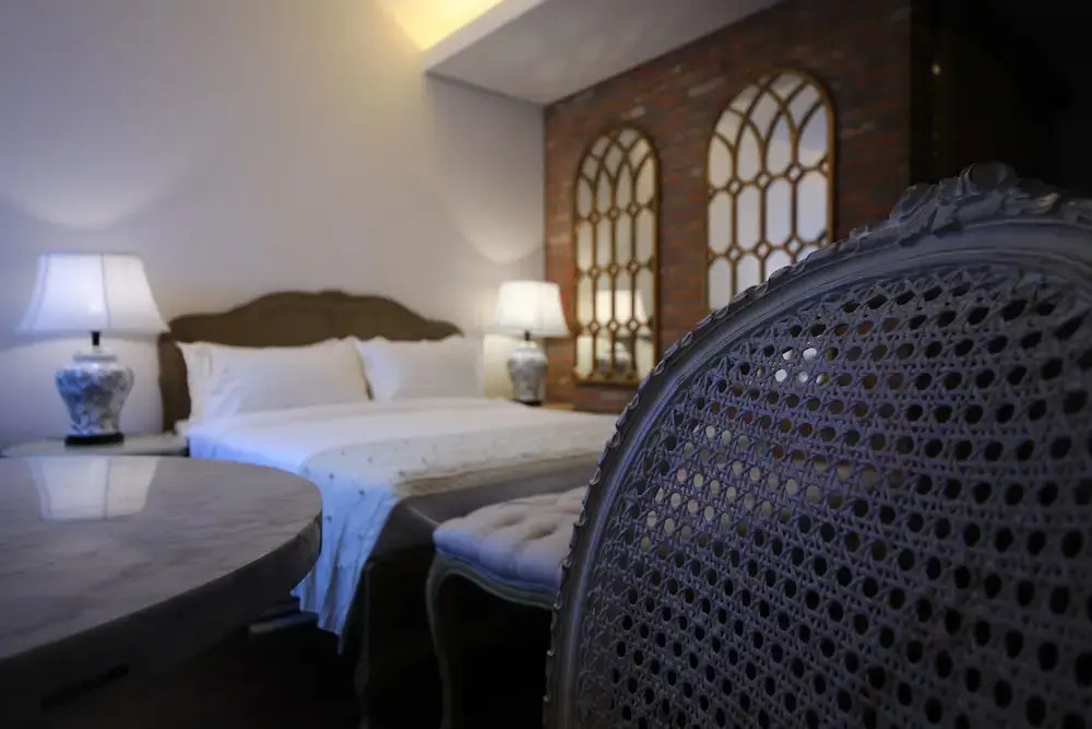 Kayla Hotel