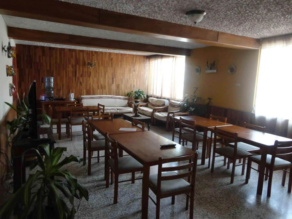 Hostal Los Volcanes - Hostel