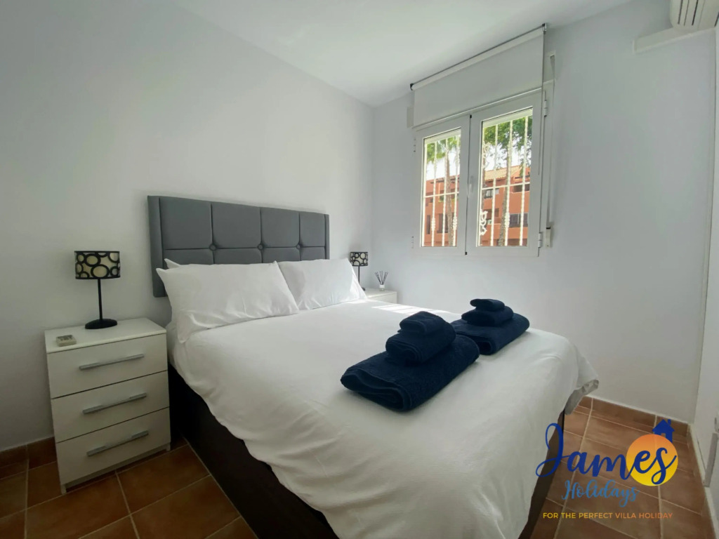 Panorama Golf 1st floor apartment with Comm Pool VM20