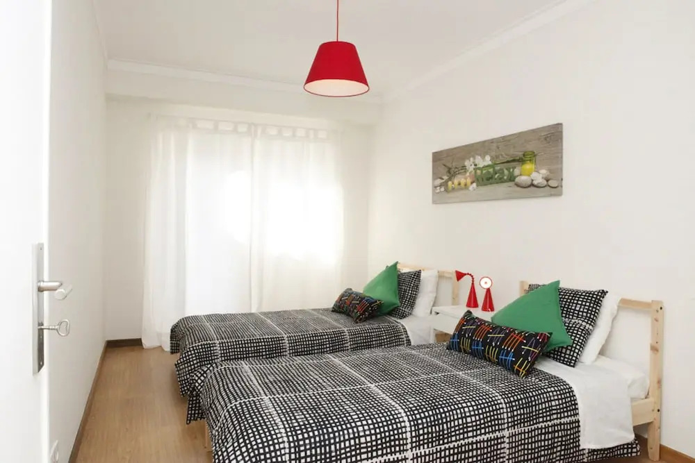 FLH Estoril Family Central Apartment