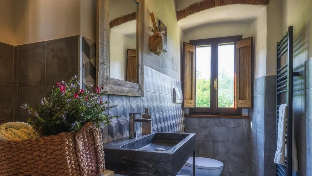 LA VECCHIA PIEVE 8, Emma Villas
