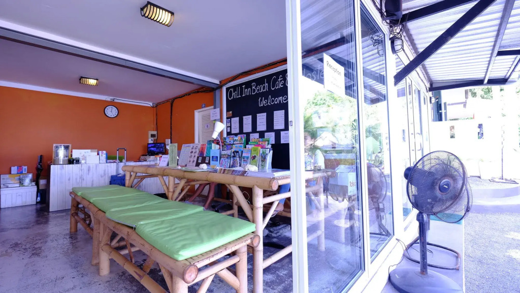 Chill Inn Lamai Hostel & Beach Cafe
