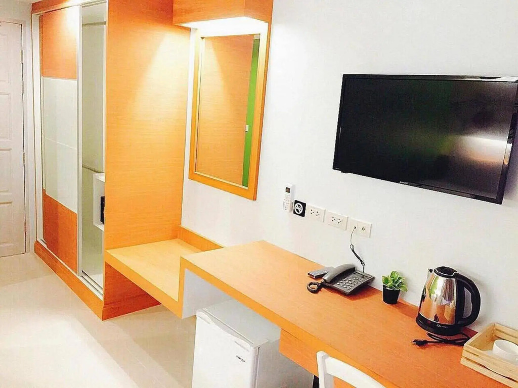 NIDA Rooms Ratchathewi Siam Orchid