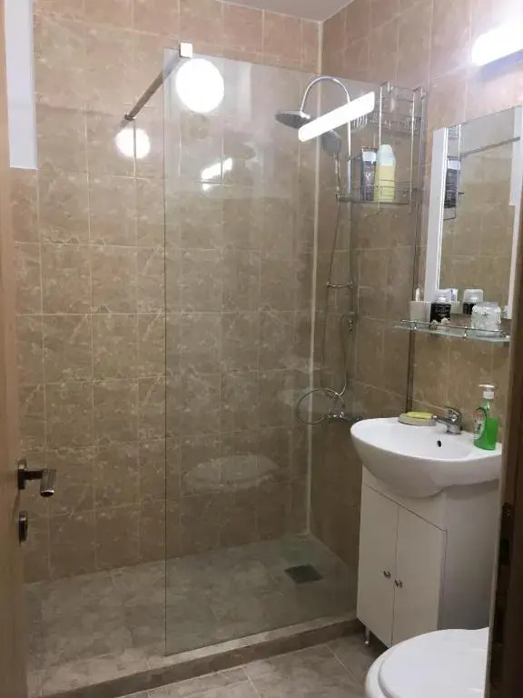 Apartament spatios cu 2 camere,City Park Mall,aproape de Mamaia