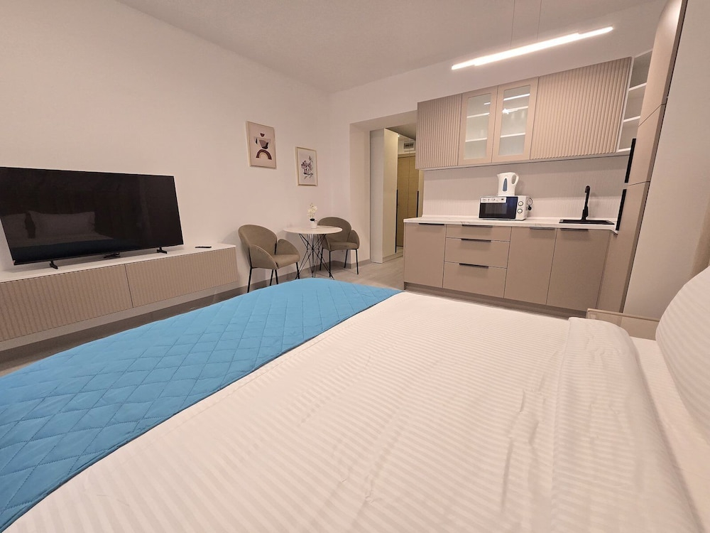 LaRin Residence