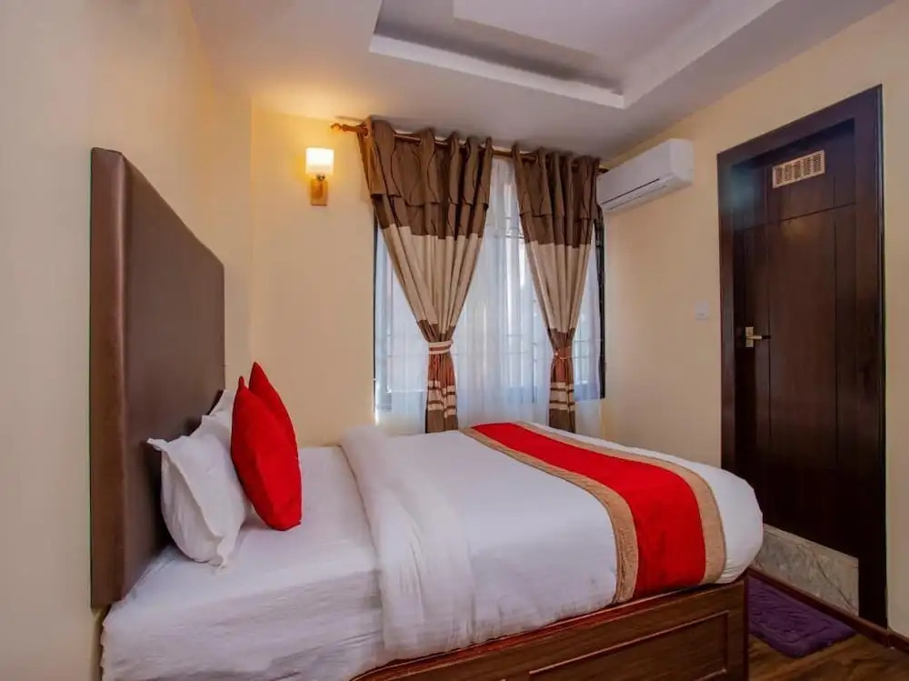 OYO 172 Hotel Deepshree