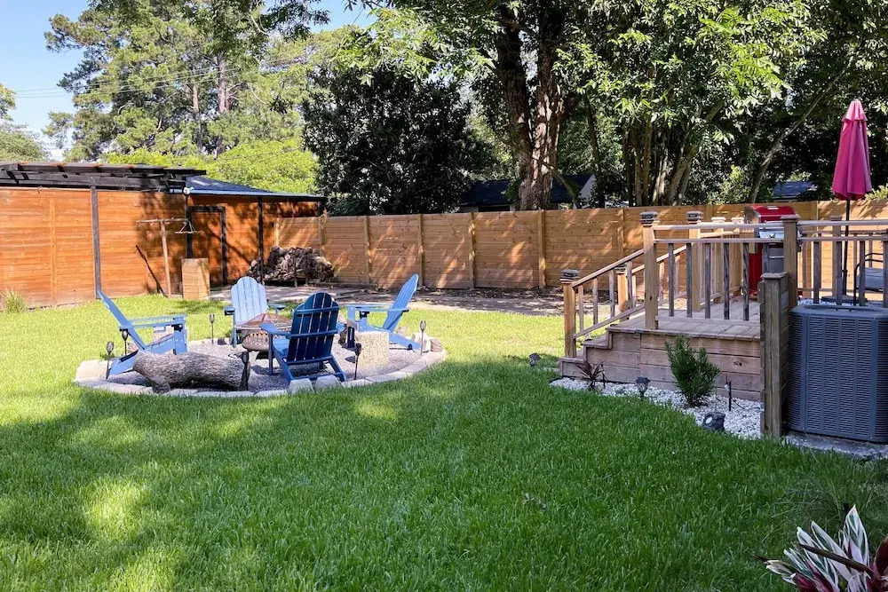Central Cottage w/ Grill, 1 Mi to Cajun Field