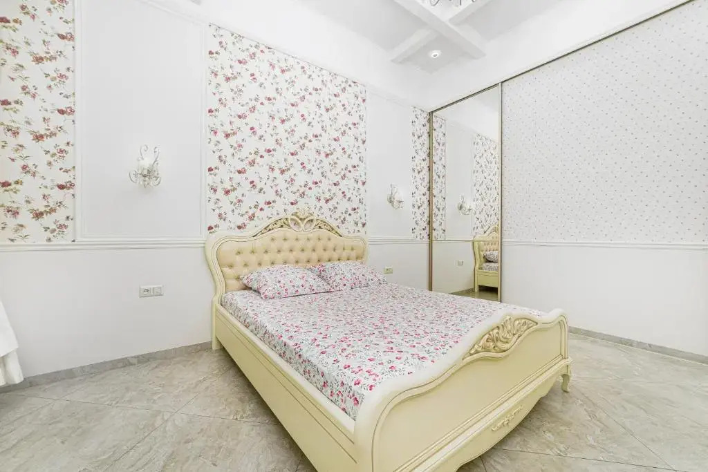 NEW!Designer apartment on Deribasovskaya