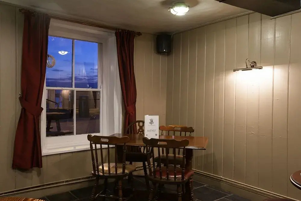 Anchor Hotel