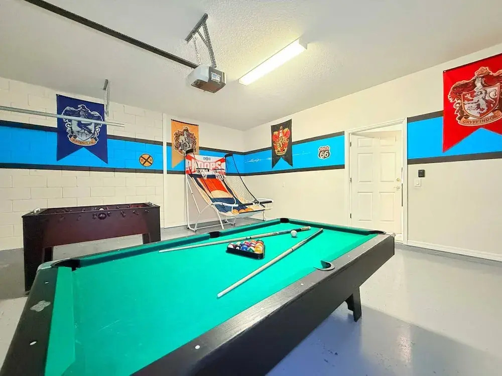 Family Villa in Windsor Lazy River BBQ Pool