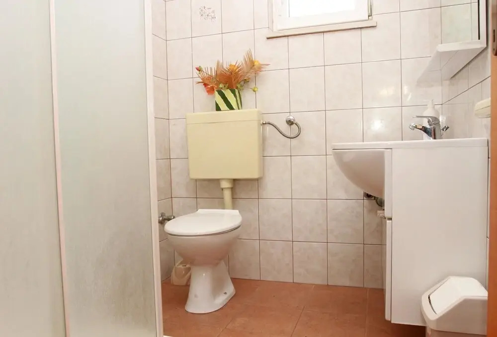 Apartment With 2 Bedrooms in Okrug Gornji, With Enclosed Garden and Wi