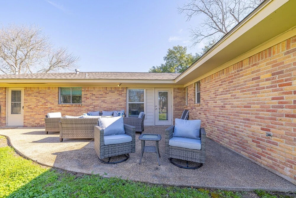 Serenity In The City With Huge Backyard 4 Bedroom Home by RedAwning