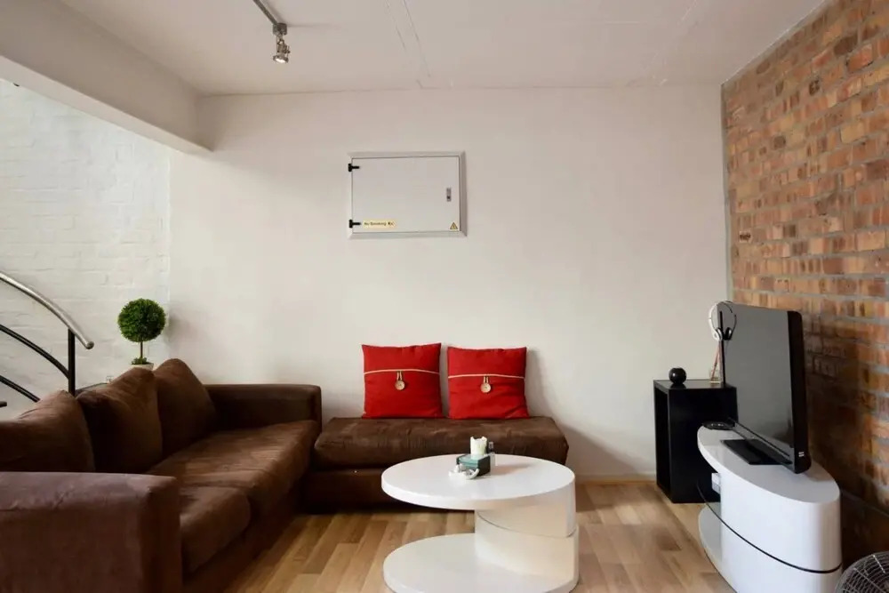 New York Style Loft Apartment With Safe Parking And Pool