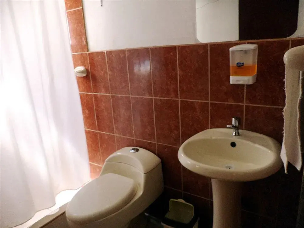 PAKARINA HOTEL