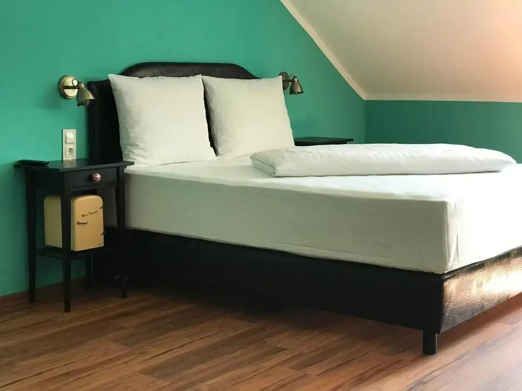 Hotel Mystique