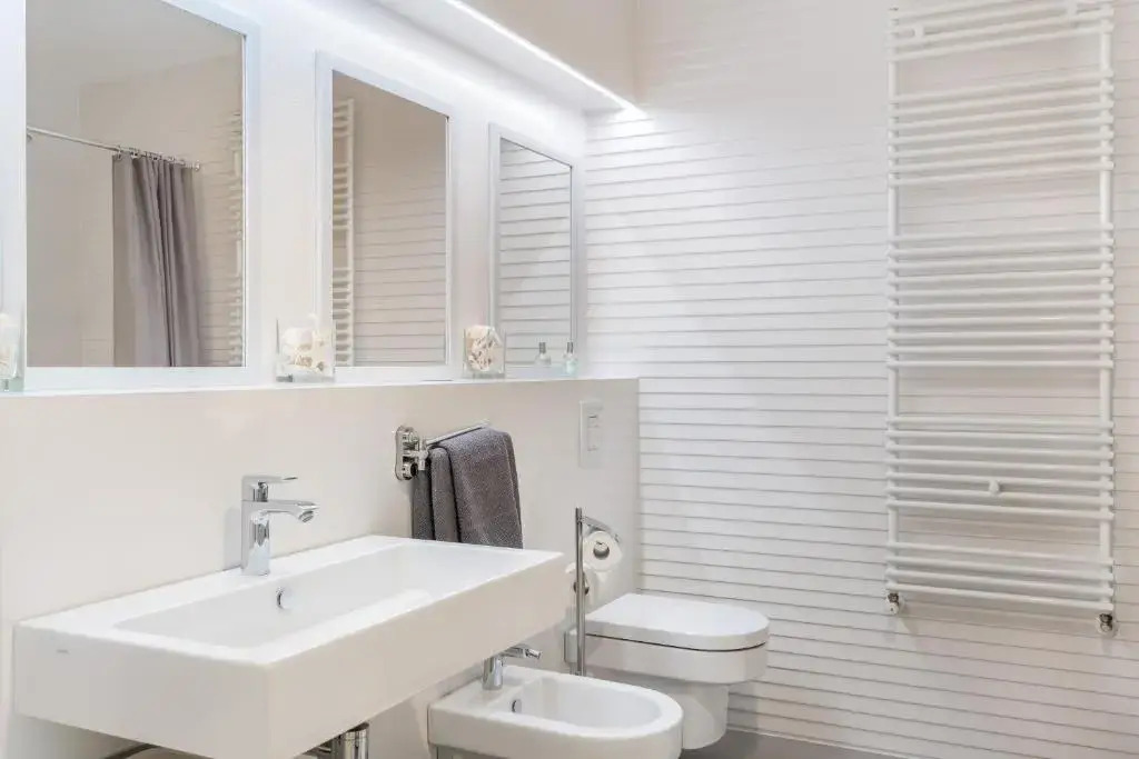 The Majestic Bel Etage Upscale Apartment with Pool