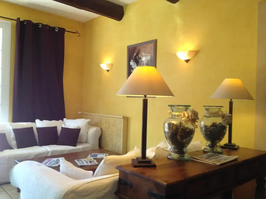 Hôtel Les Magnanarelles