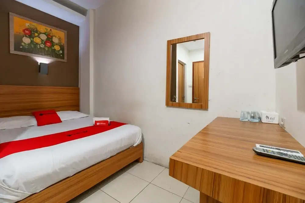 Maps Hotel by RedDoorz
