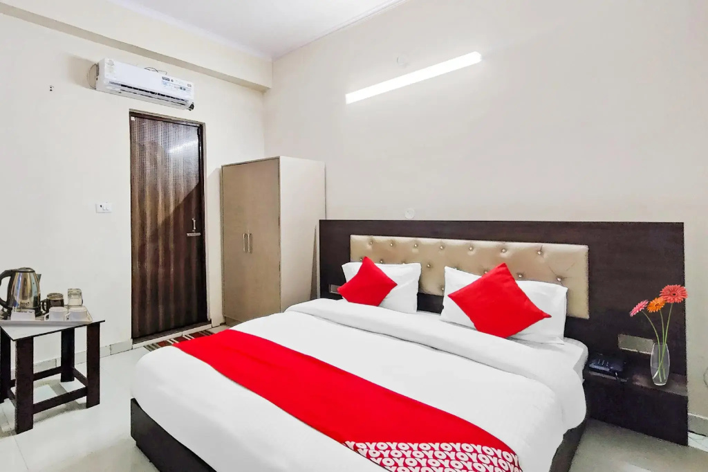 The Party Mansion by Oyo Rooms