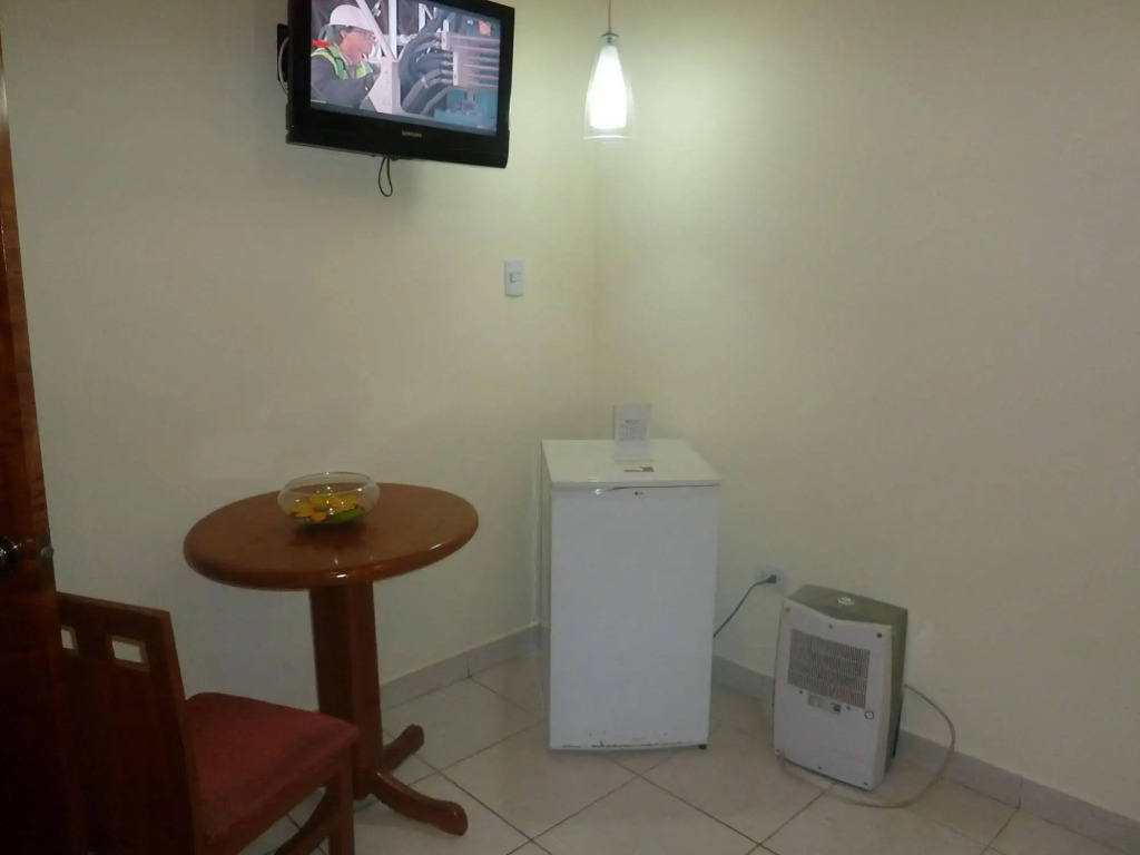 Hostal Huayruro