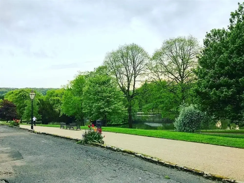 Pavilion Gardens Apartment