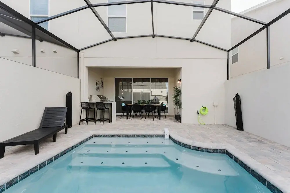 Orlando Getaway 6BR Home w Pool Near Disney