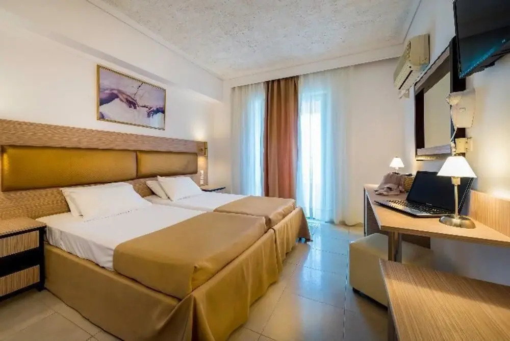 Niriides Hotel