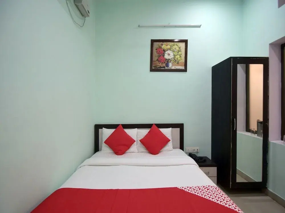 OYO 23196 Hotel Yash Meridion