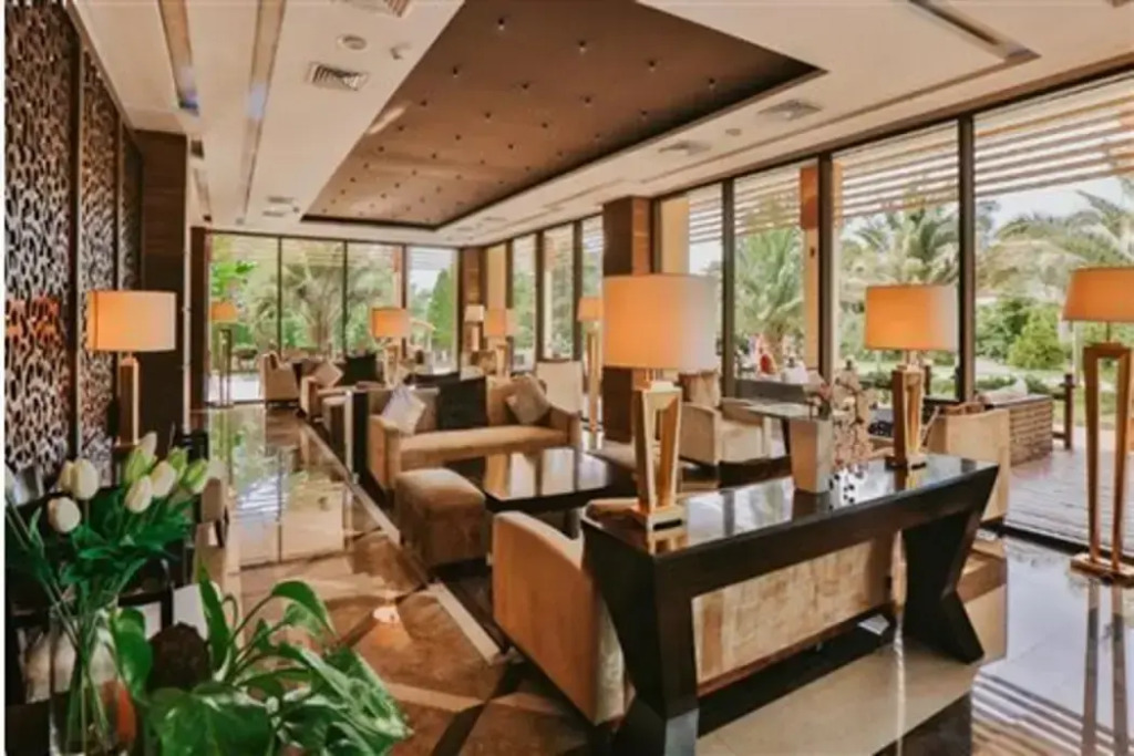 Luxury Dreamland Oasis Apartments