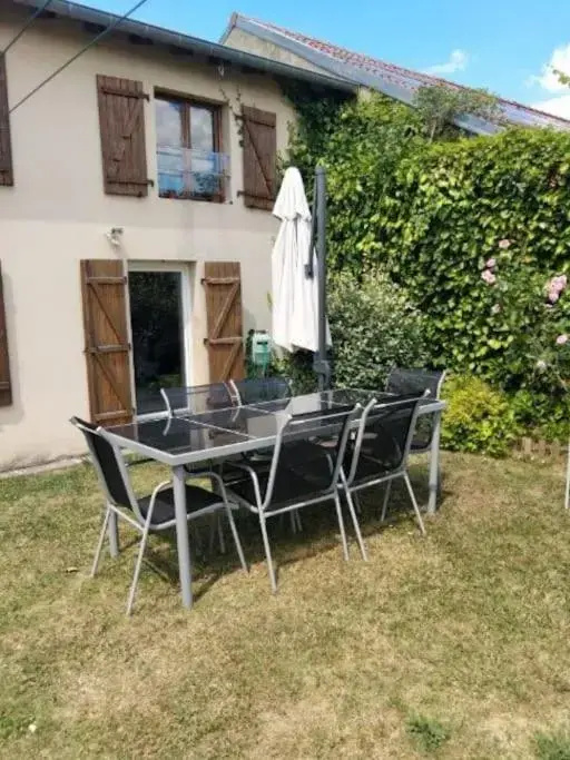 Gîtes spacieux avec jardin