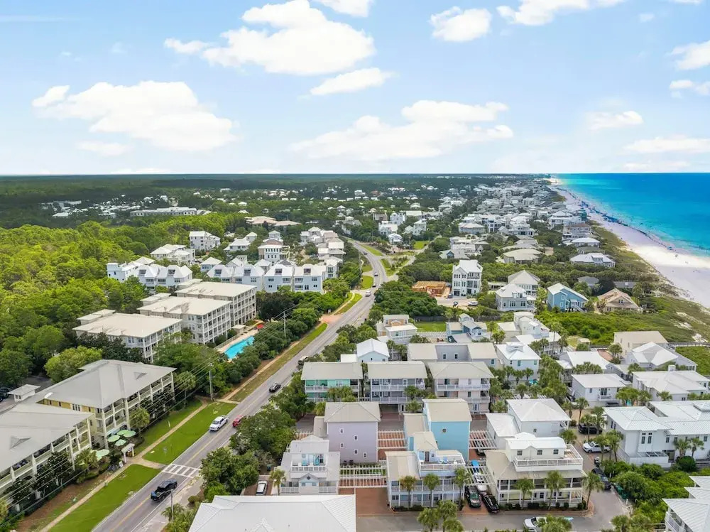 30A Beach Music by Avantstay Pool w/ Gulf Views Golf Cart