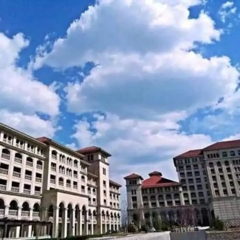 Yibeilan Apartment Hotel