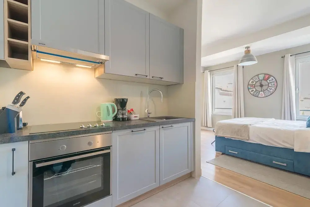Luxurious Suites Elegance