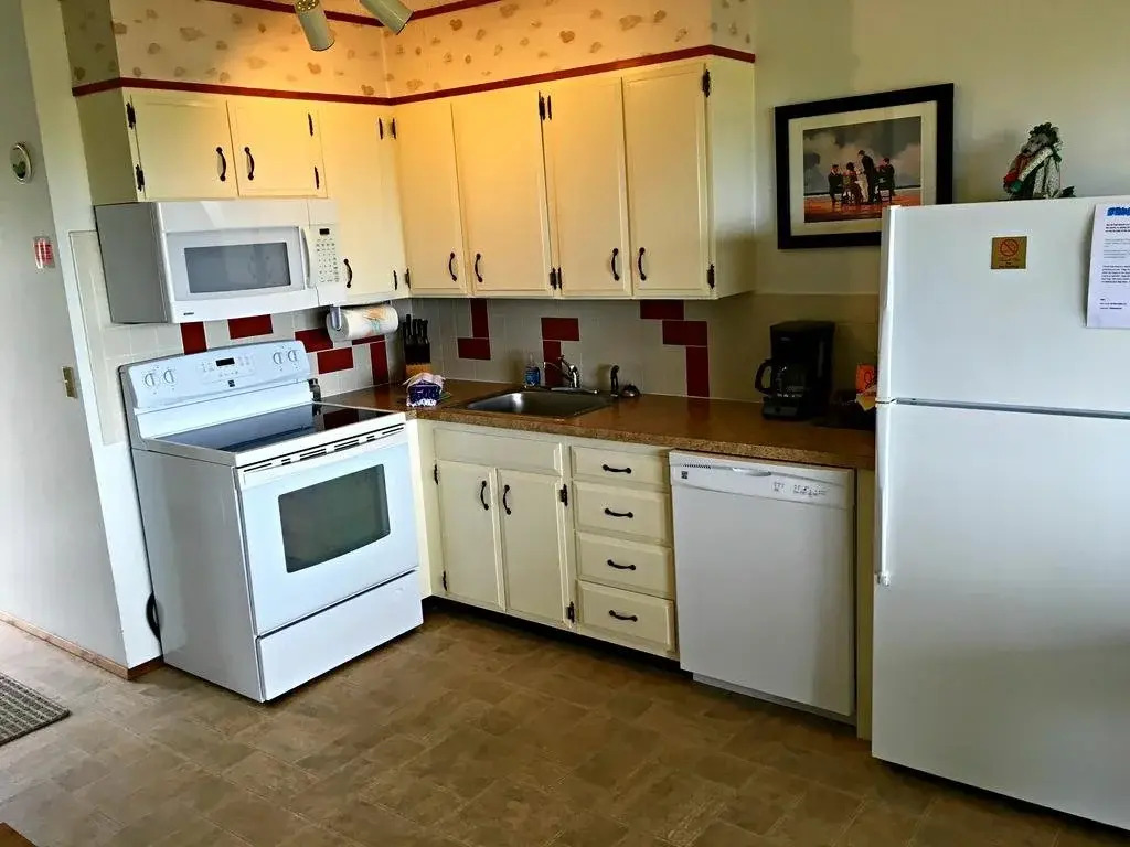 Hi-Tide Resort