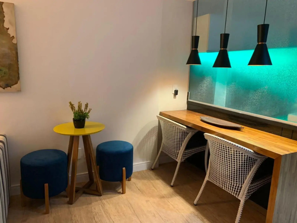 Maravilhoso apartamento 2 quartos vista mar no Ondina Apart