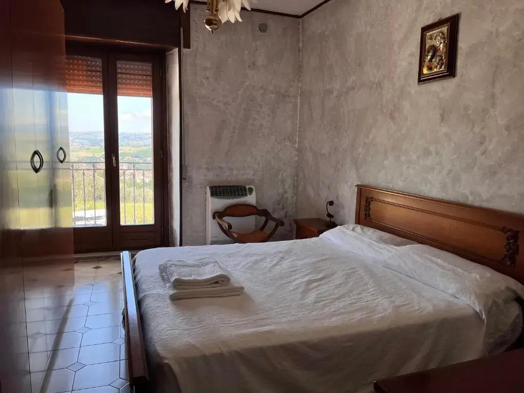 Lake view house