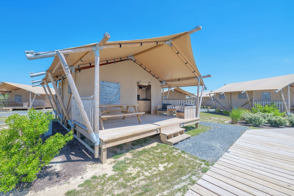 Chincoteague Bay RV Resort & Cottages