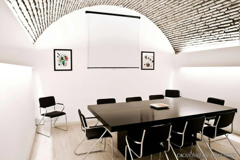 Hotel Isa