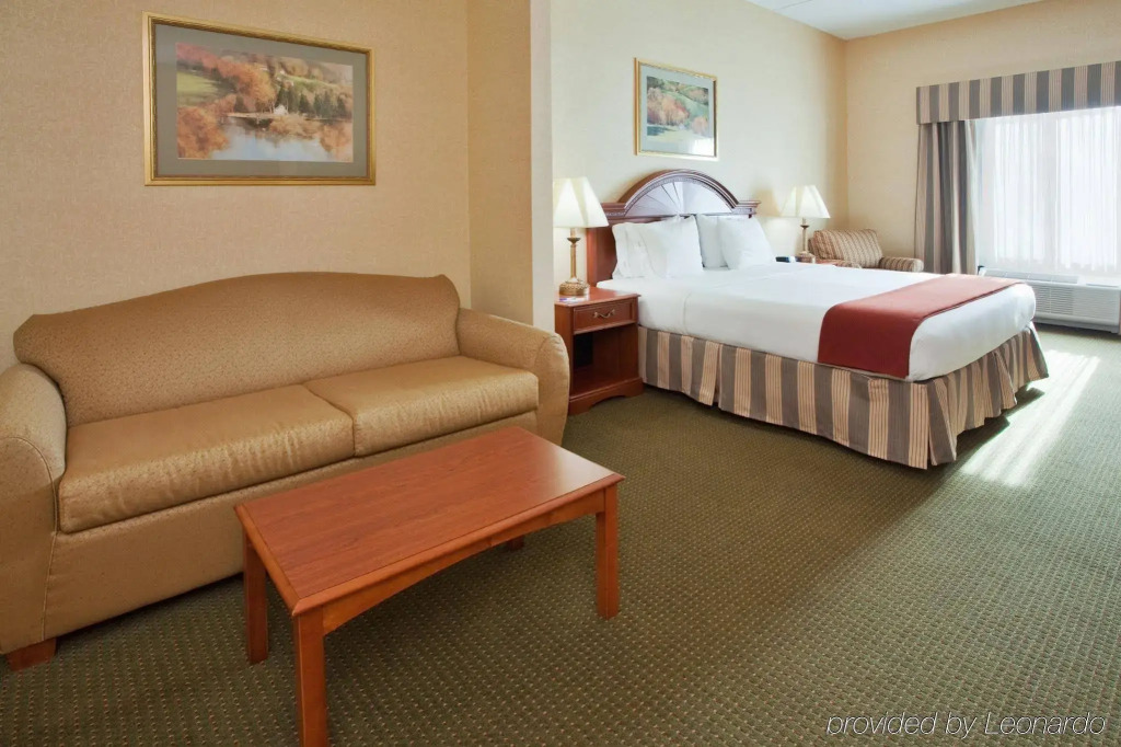 Holiday Inn Express Hotel & Suites Drums-Hazelton by IHG