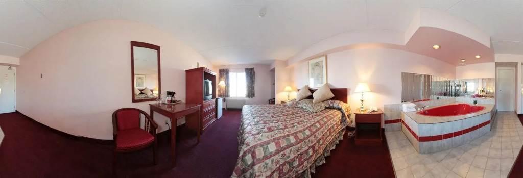 Niagara Lodge & Suites