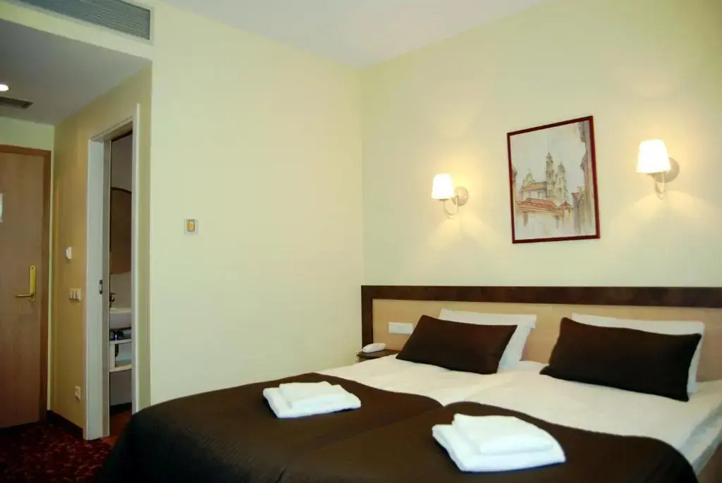 Двухместный номер Standard (двуспальная кровать)
