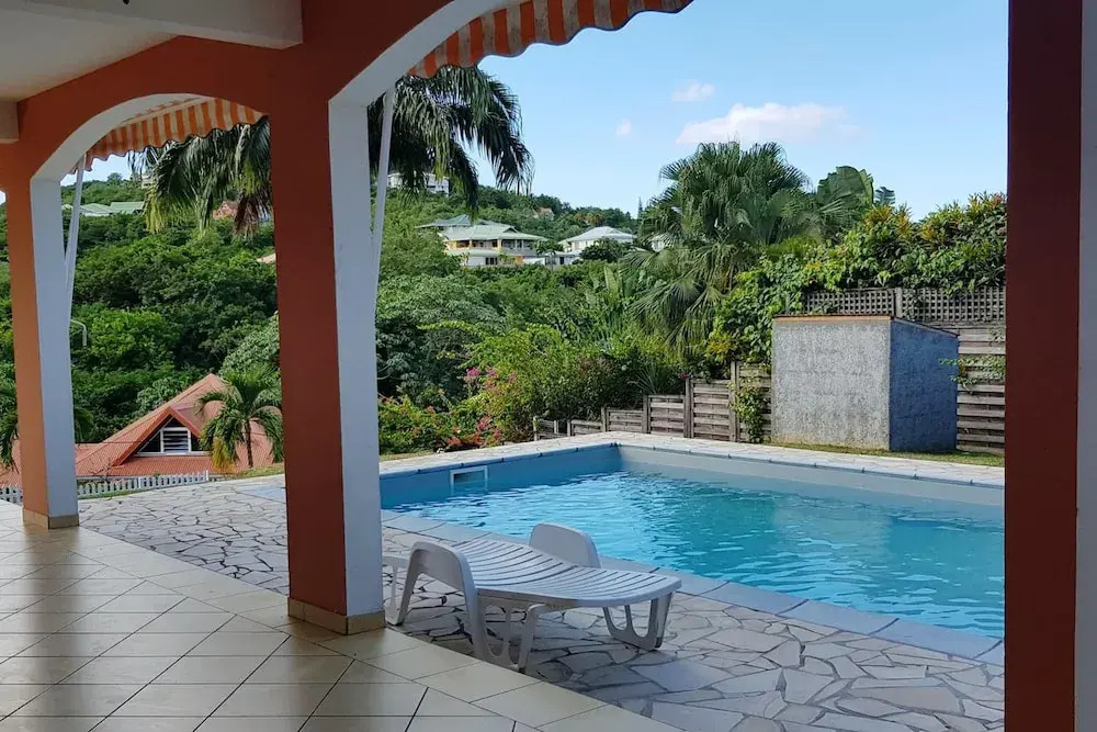 Apartment with 3 Bedrooms in Les Trois-Îlets, with Shared Pool, Furnished Terrace And Wifi - 1 Km From the Beach