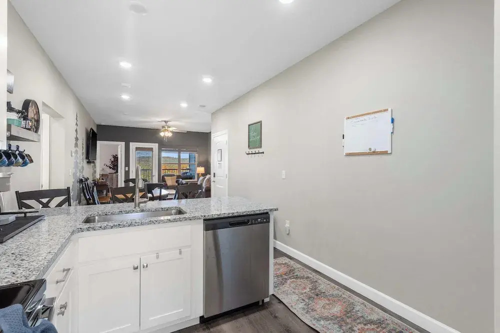 Crossroads Vistas - 3bdr Condo