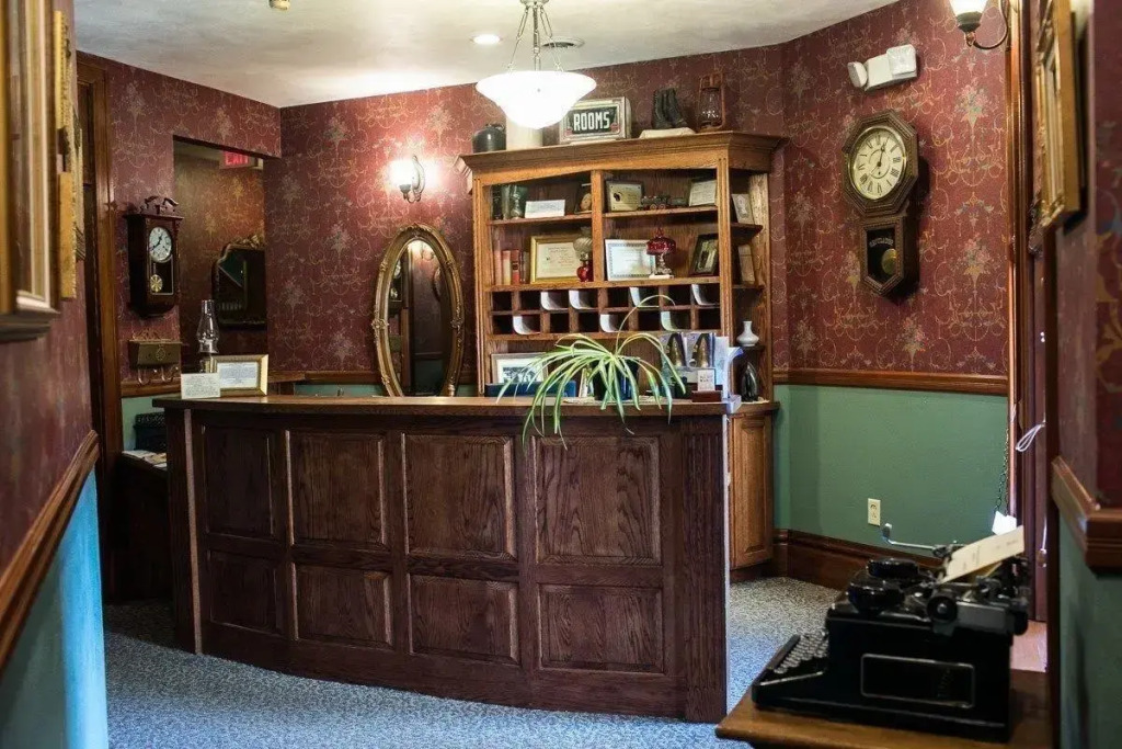 Hotel Ruby Marie