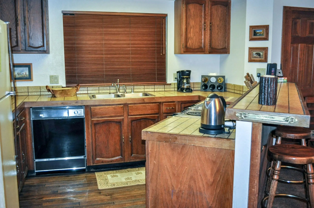 Mammoth Sierra Townhomes #40
