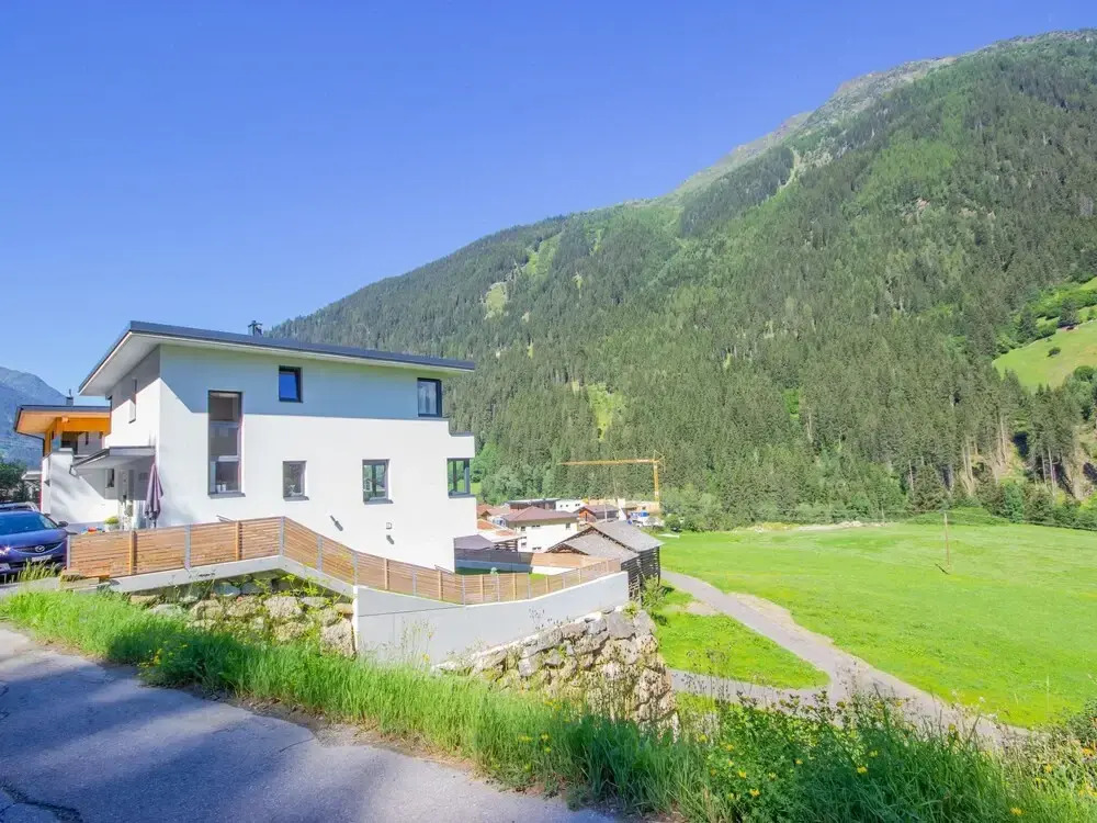Jonas See in See With 1 Bedrooms and 1 5 Bathrooms