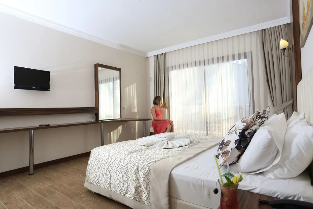 Tymnos Hotel